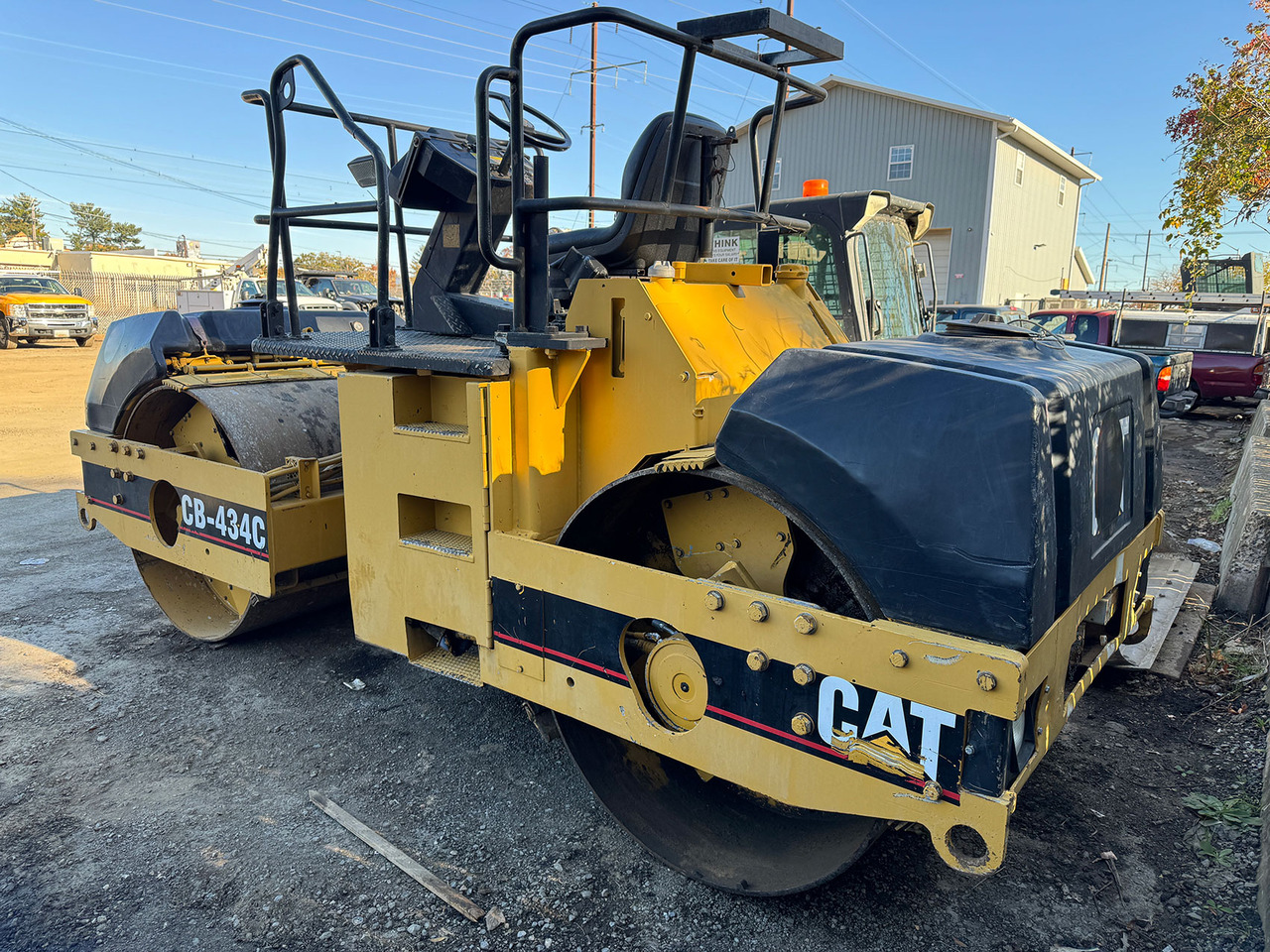 Caterpillar CB-434C - مدحلة الأسفلت: صور 4 Caterpillar CB-434C - مدحلة الأسفلت: صور 4