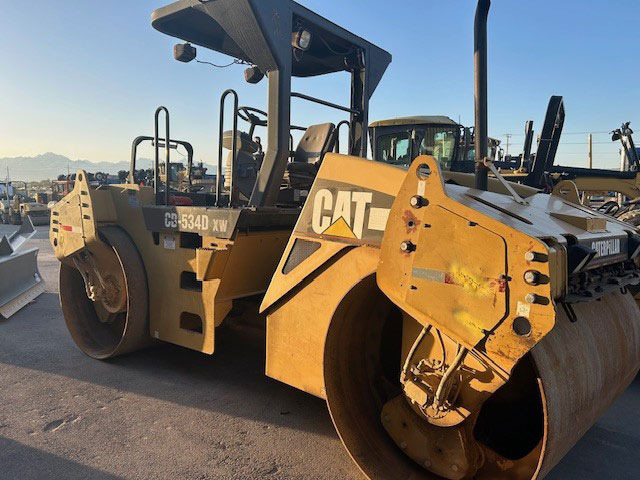Caterpillar CB-543D XW - مدحلة: صور 2 Caterpillar CB-543D XW - مدحلة: صور 2