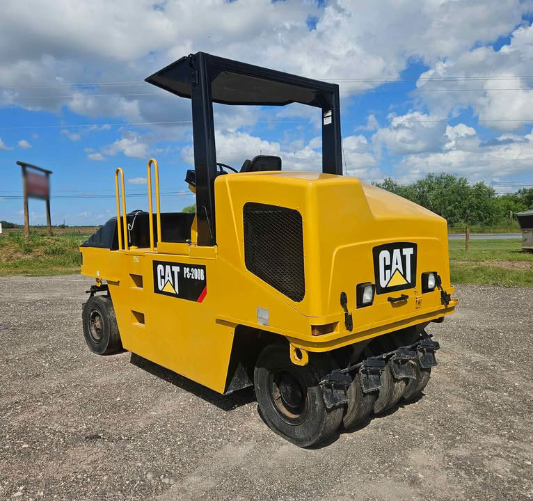 Caterpillar PS-200B - مدحلة: صور 3 Caterpillar PS-200B - مدحلة: صور 3