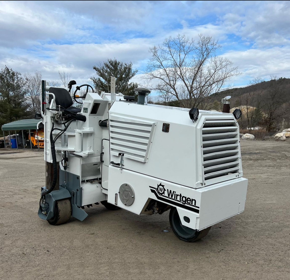 Ditch Witch W 500 - ماكينات لصقل الأسفلت: صور 2 Ditch Witch W 500 - ماكينات لصقل الأسفلت: صور 2