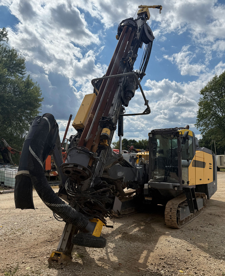 Epiroc FlexiROC D65 - آلة حفر: صور 3 Epiroc FlexiROC D65 - آلة حفر: صور 3