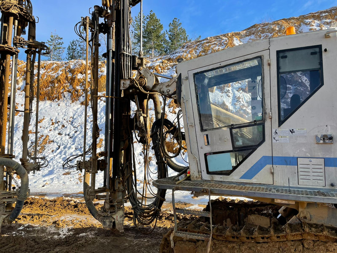 Furukawa HCR1200-ED - آلة حفر: صور 5 Furukawa HCR1200-ED - آلة حفر: صور 5