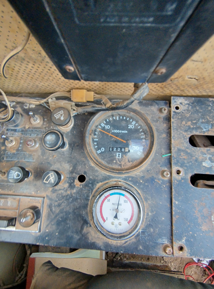 IHI CCH300T - رافعة مجنزرة: صور 5 IHI CCH300T - رافعة مجنزرة: صور 5