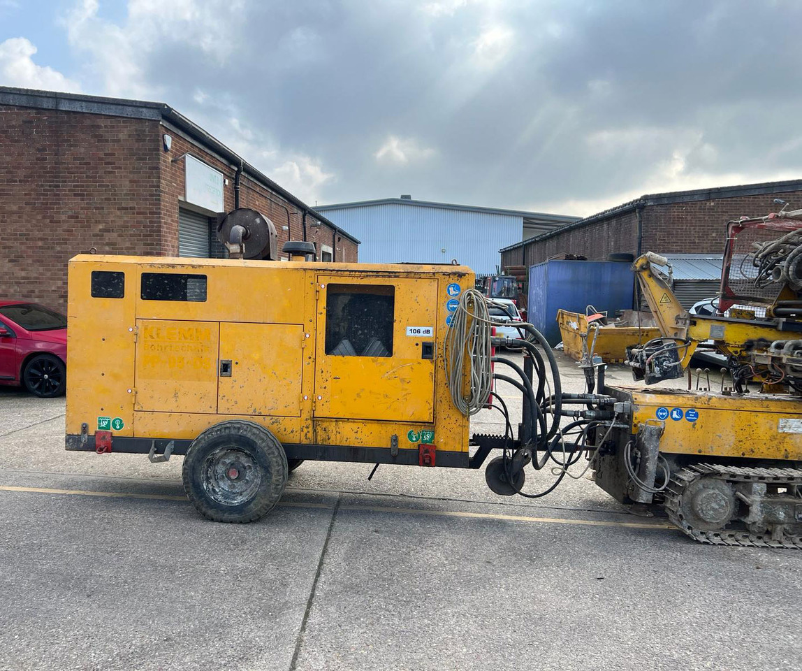 Klemm KR 702-2 - آلة حفر: صور 3 Klemm KR 702-2 - آلة حفر: صور 3