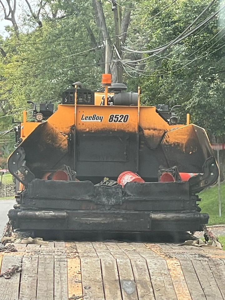 Leeboy 8520 - العامل بالقار: صور 4 Leeboy 8520 - العامل بالقار: صور 4