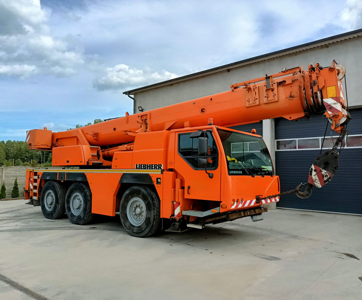 Liebherr LTM 1045-3.1 - موبايل كرين: صور 3 Liebherr LTM 1045-3.1 - موبايل كرين: صور 3
