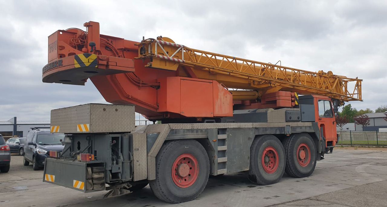 Liebherr LTM 1050-1 - موبايل كرين: صور 4 Liebherr LTM 1050-1 - موبايل كرين: صور 4
