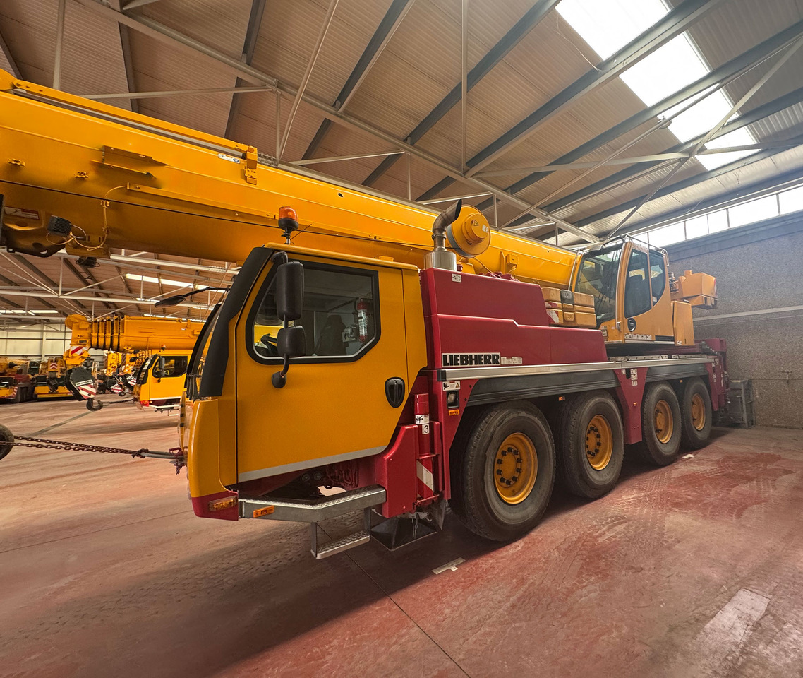 Liebherr LTM 1070-4.2 - موبايل كرين: صور 4 Liebherr LTM 1070-4.2 - موبايل كرين: صور 4