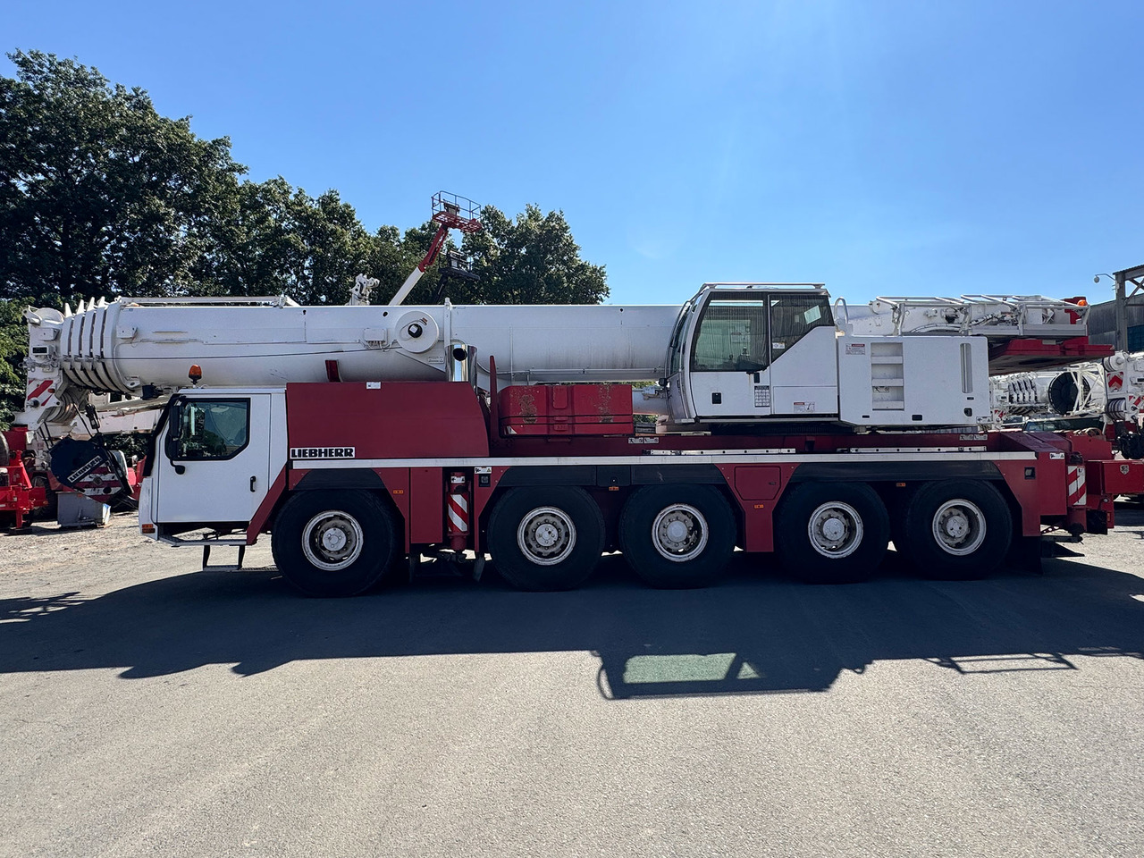 Liebherr LTM 1130-5.1 - موبايل كرين: صور 4 Liebherr LTM 1130-5.1 - موبايل كرين: صور 4