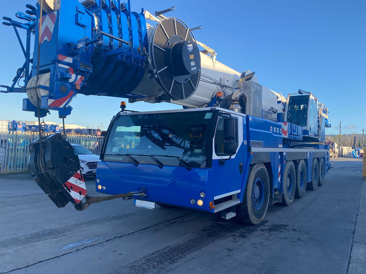 Liebherr LTM 1160-5.2 - موبايل كرين: صور 1 Liebherr LTM 1160-5.2 - موبايل كرين: صور 1