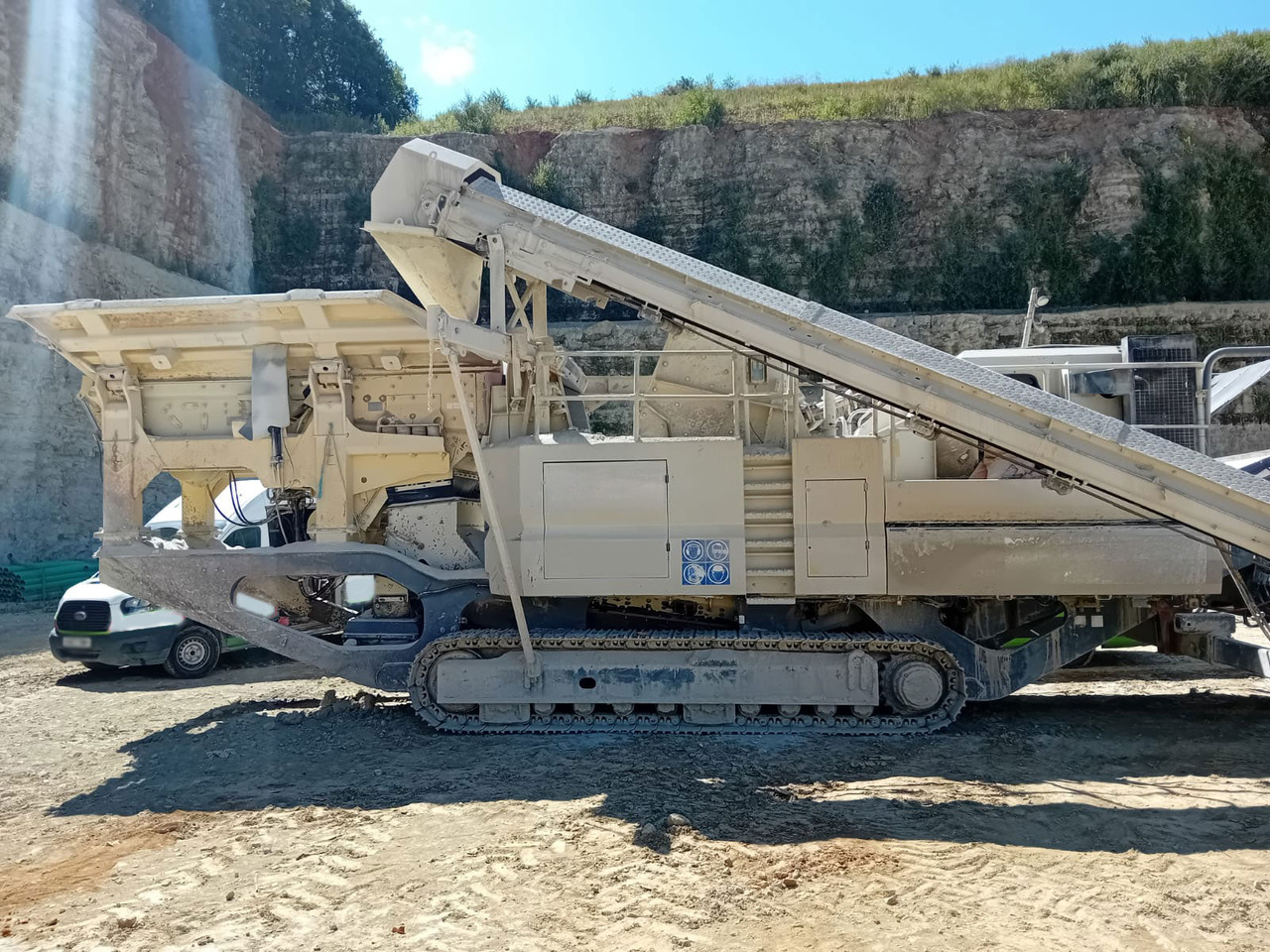Metso LT1213S - كسارة التصادمية: صور 1 Metso LT1213S - كسارة التصادمية: صور 1