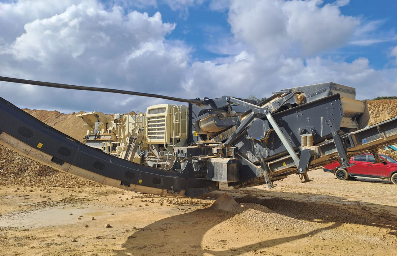 Metso LT1213S - كسارة التصادمية: صور 3 Metso LT1213S - كسارة التصادمية: صور 3