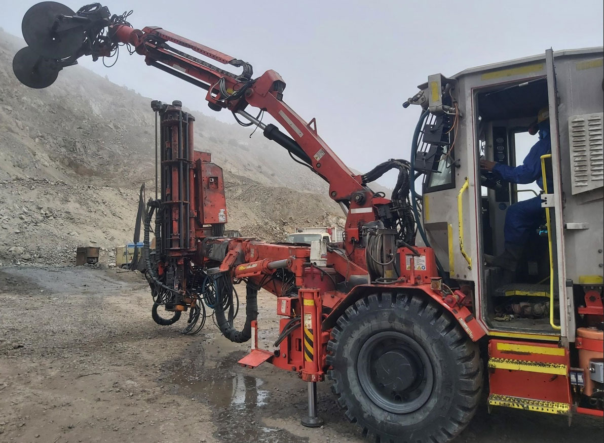 Sandvik DS411-C - ماكينات التعدين: صور 3 Sandvik DS411-C - ماكينات التعدين: صور 3