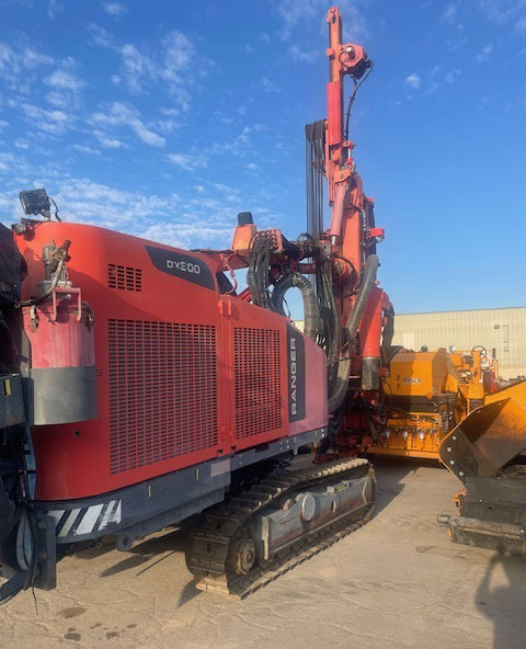 Sandvik DX800 - آلة حفر: صور 3 Sandvik DX800 - آلة حفر: صور 3