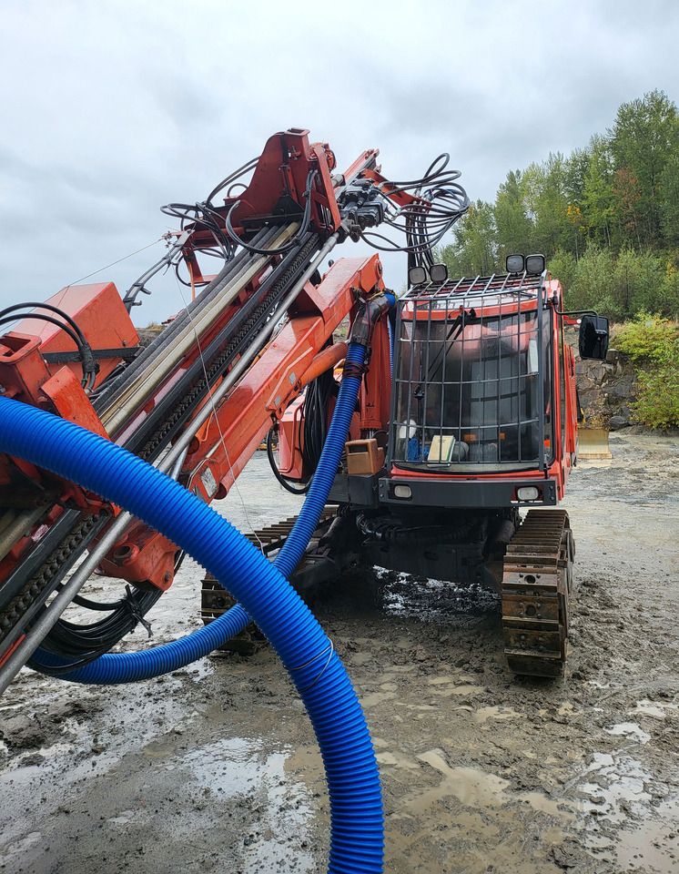 Sandvik DX800 - آلة حفر: صور 3 Sandvik DX800 - آلة حفر: صور 3