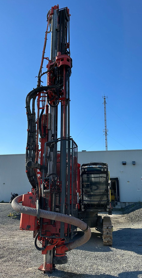 Sandvik DX900i - آلة حفر: صور 4 Sandvik DX900i - آلة حفر: صور 4