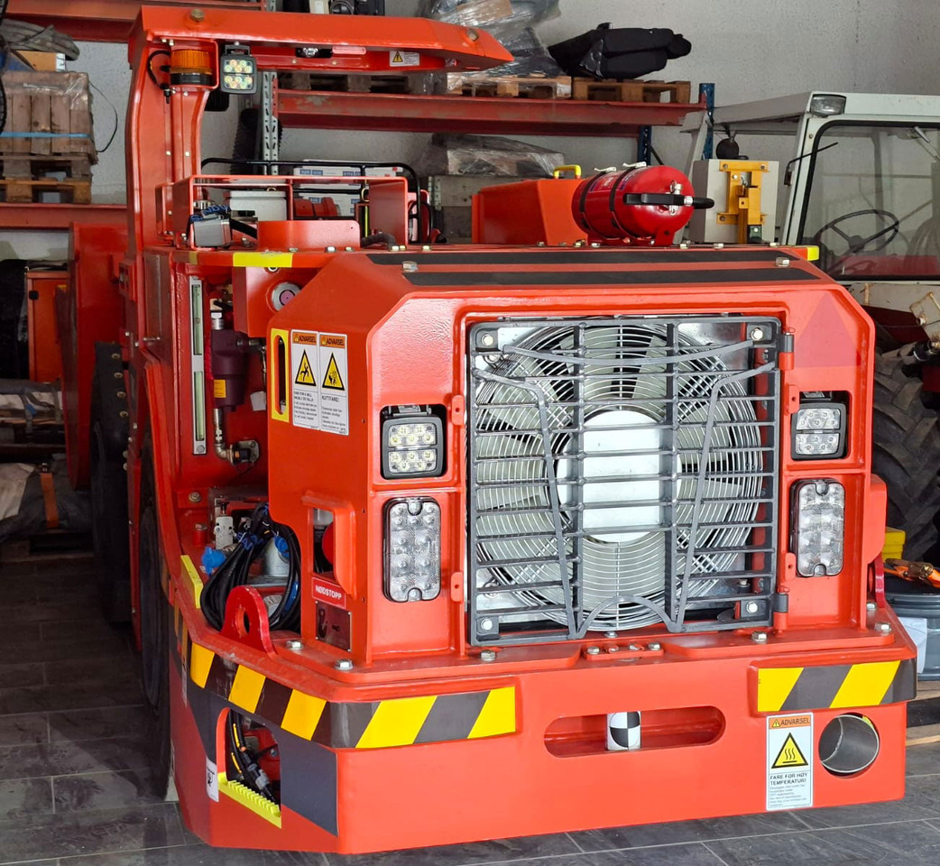 Sandvik LH202 - ماكينات التعدين: صور 3 Sandvik LH202 - ماكينات التعدين: صور 3