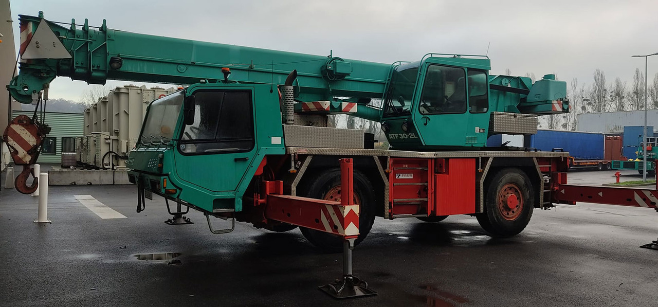 Tadano Faun ATF 30-2L - موبايل كرين: صور 1 Tadano Faun ATF 30-2L - موبايل كرين: صور 1