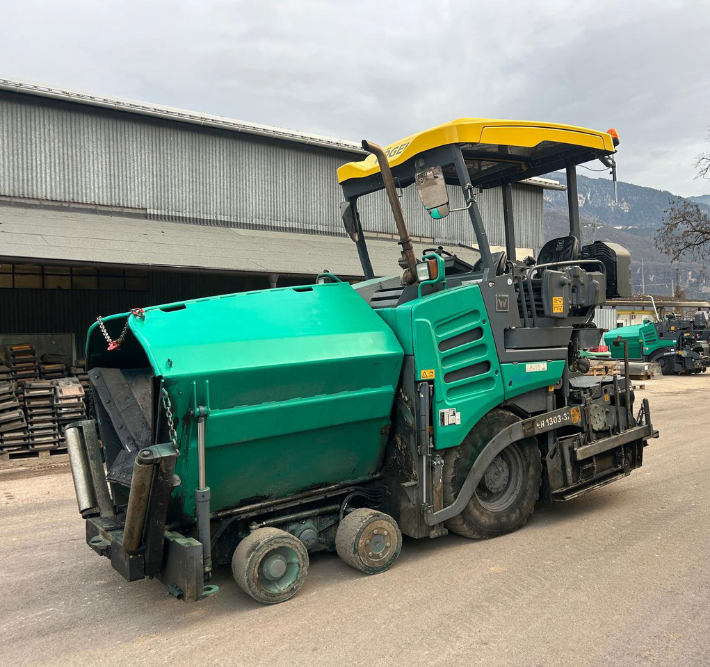 Vogele Super 1303-3i - العامل بالقار: صور 2 Vogele Super 1303-3i - العامل بالقار: صور 2
