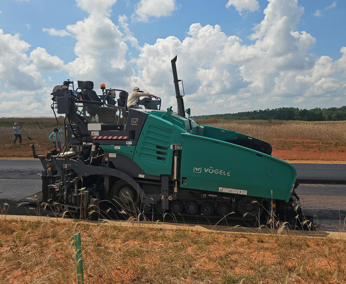 Vogele Super 1700-3i - العامل بالقار: صور 1 Vogele Super 1700-3i - العامل بالقار: صور 1