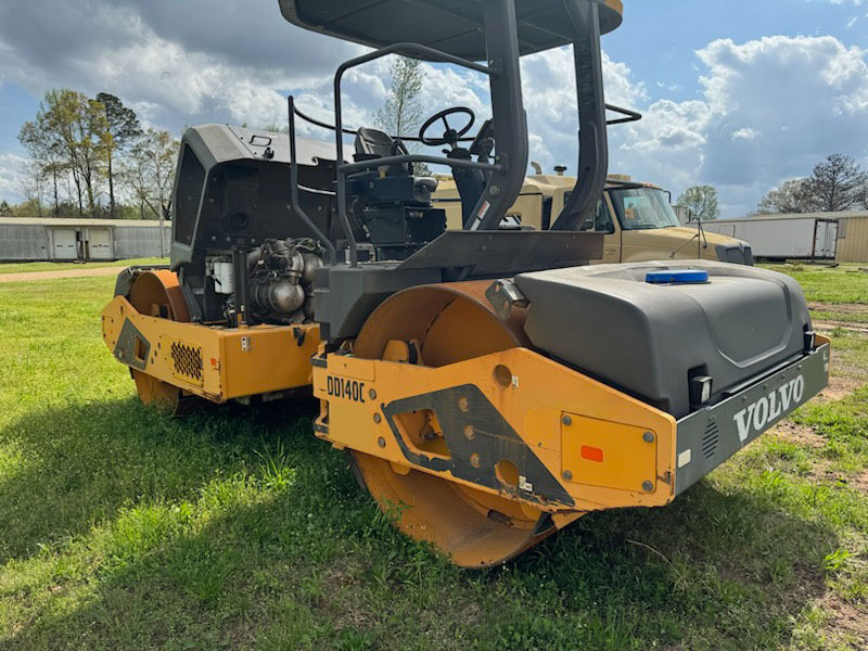 Volvo DD140C - مدحلة: صور 1 Volvo DD140C - مدحلة: صور 1