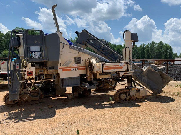 Wirtgen SP 15i - العامل بالقار: صور 1 Wirtgen SP 15i - العامل بالقار: صور 1