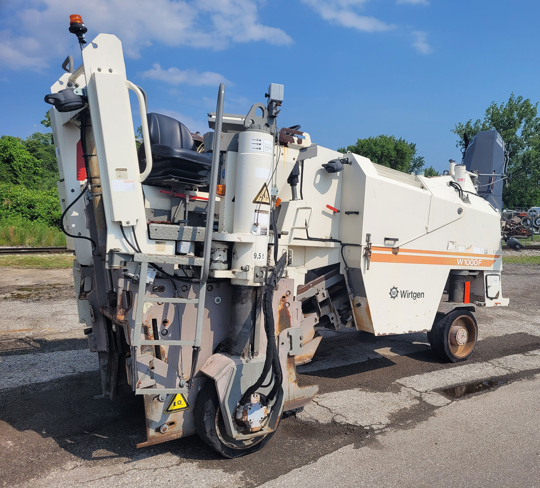 Wirtgen W 1000 f - ماكينات لصقل الأسفلت: صور 1 Wirtgen W 1000 f - ماكينات لصقل الأسفلت: صور 1