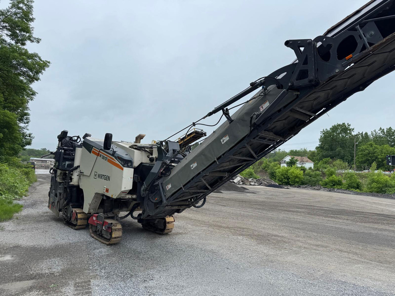 Wirtgen W 120 CFI - ماكينات لصقل الأسفلت: صور 4 Wirtgen W 120 CFI - ماكينات لصقل الأسفلت: صور 4