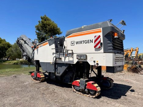 Wirtgen W 150 CFI - ماكينات لصقل الأسفلت: صور 2 Wirtgen W 150 CFI - ماكينات لصقل الأسفلت: صور 2