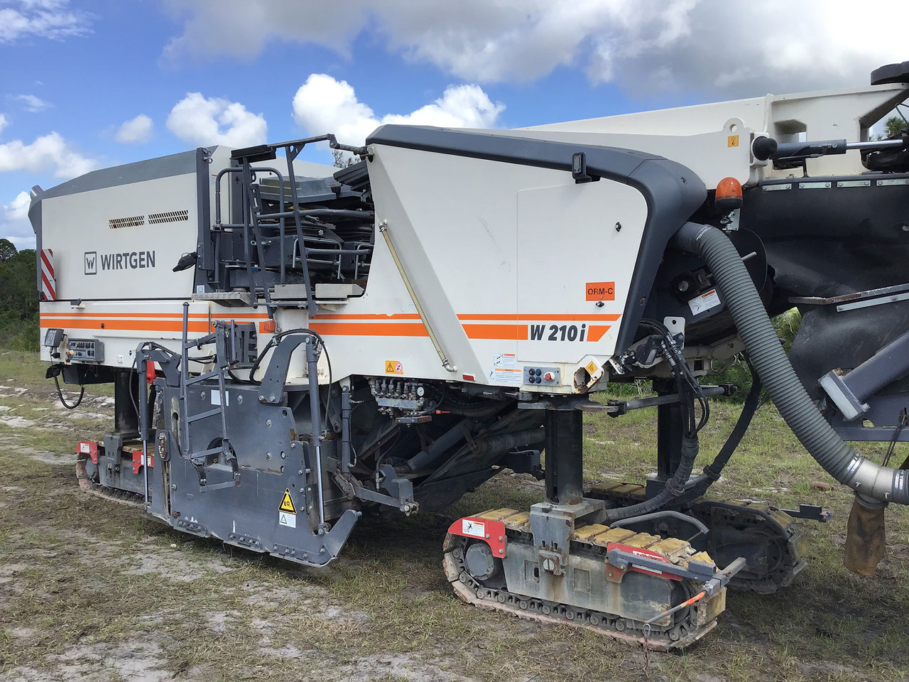 Wirtgen W 210 i - ماكينات لصقل الأسفلت: صور 4 Wirtgen W 210 i - ماكينات لصقل الأسفلت: صور 4
