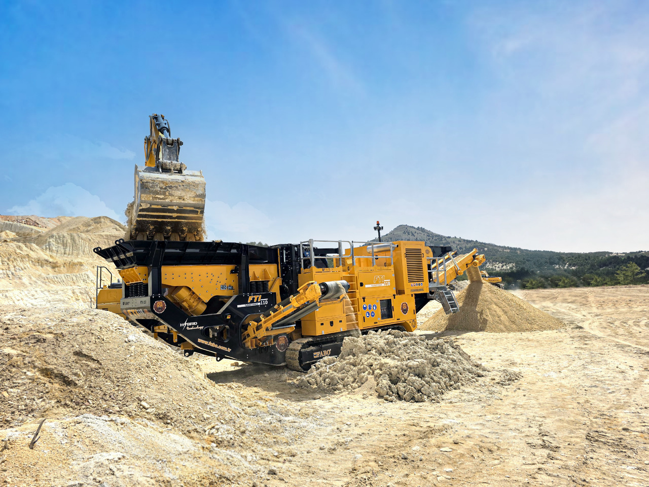 FABO Mobile crusher - كسارة متحركه: صور 2 FABO Mobile crusher - كسارة متحركه: صور 2