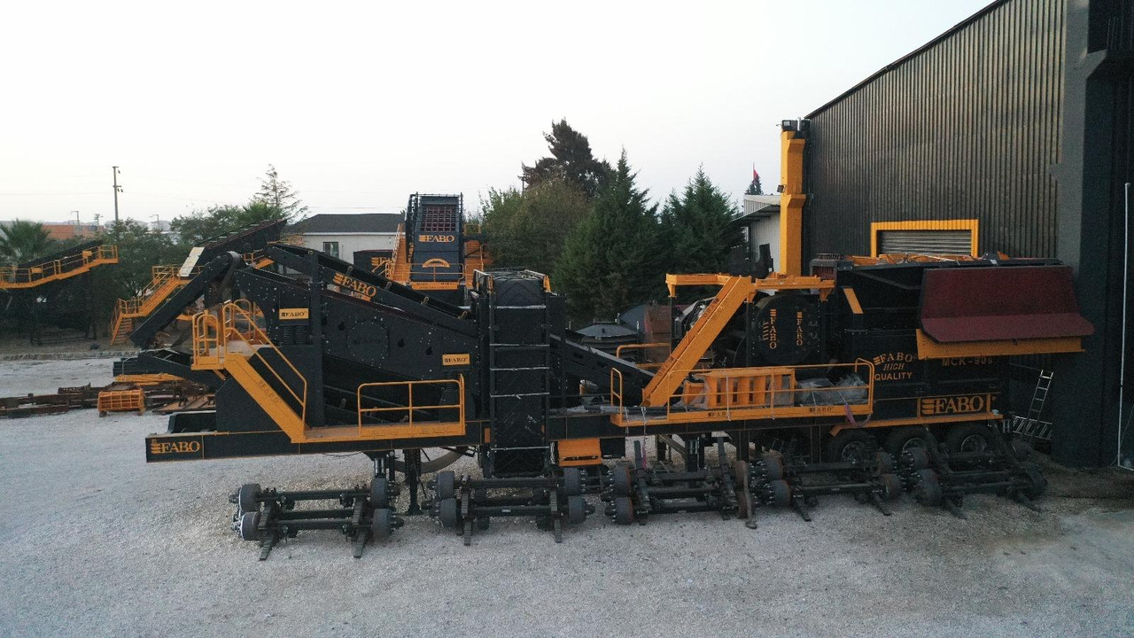 FABO Mobile crusher - كسارة متحركه: صور 3 FABO Mobile crusher - كسارة متحركه: صور 3