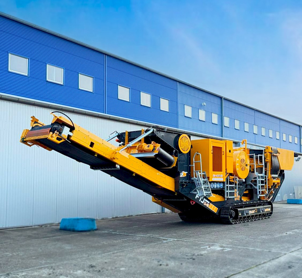 FABO Mobile crusher - كسارة متحركه: صور 1 FABO Mobile crusher - كسارة متحركه: صور 1