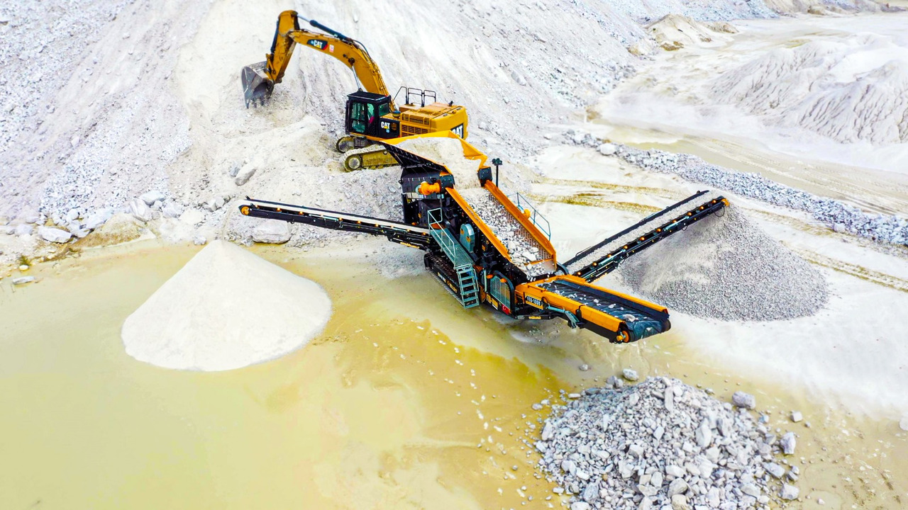 FABO Mobile crusher - كسارة متحركه: صور 4 FABO Mobile crusher - كسارة متحركه: صور 4