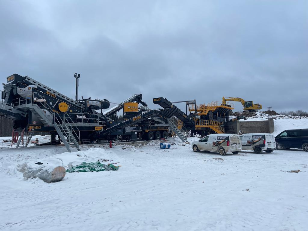 جديد كسارة متحركه FABO Mobile crusher: صور 11 جديد كسارة متحركه FABO Mobile crusher: صور 11