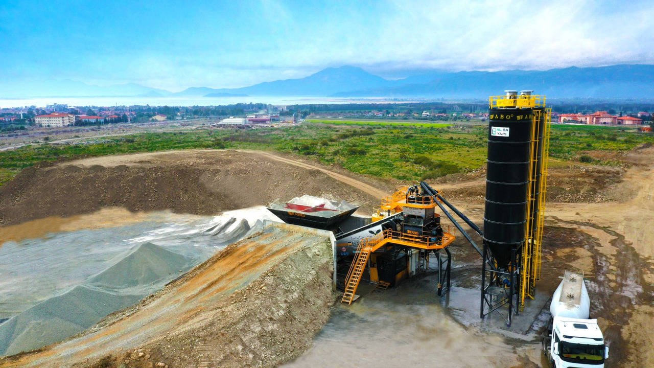 FABO mobile concrete batching plant - مصنع خلط الخرسانة: صور 1 FABO mobile concrete batching plant - مصنع خلط الخرسانة: صور 1