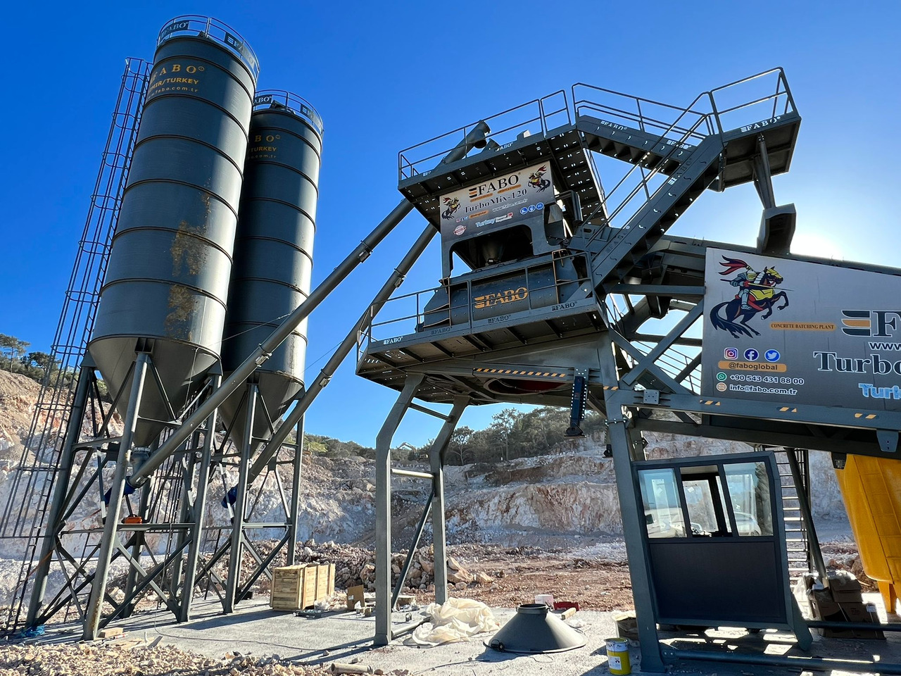 FABO mobile concrete batching plant - مصنع خلط الخرسانة: صور 2 FABO mobile concrete batching plant - مصنع خلط الخرسانة: صور 2