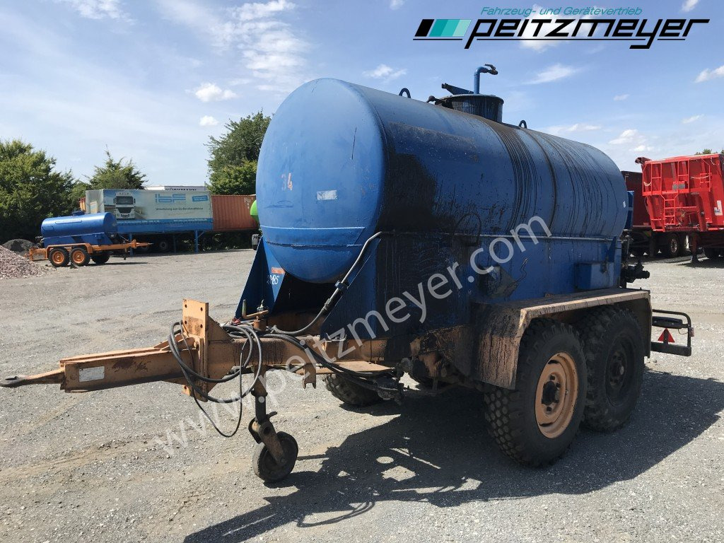 BATHE TANDEMANHÄNGER Bitum / Teerkocher 3,5 m³ Hatz Diesel-Motor 1 B 40 - موزع الأسفلت: صور 4 BATHE TANDEMANHÄNGER Bitum / Teerkocher 3,5 m³ Hatz Diesel-Motor 1 B 40 - موزع الأسفلت: صور 4