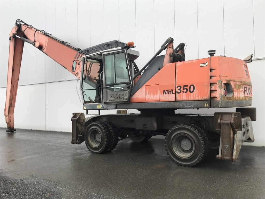FUCHS Umschlagbagger MHL 350 Deutz-Motor - حفارة النقل والشحن: صور 5 FUCHS Umschlagbagger MHL 350 Deutz-Motor - حفارة النقل والشحن: صور 5