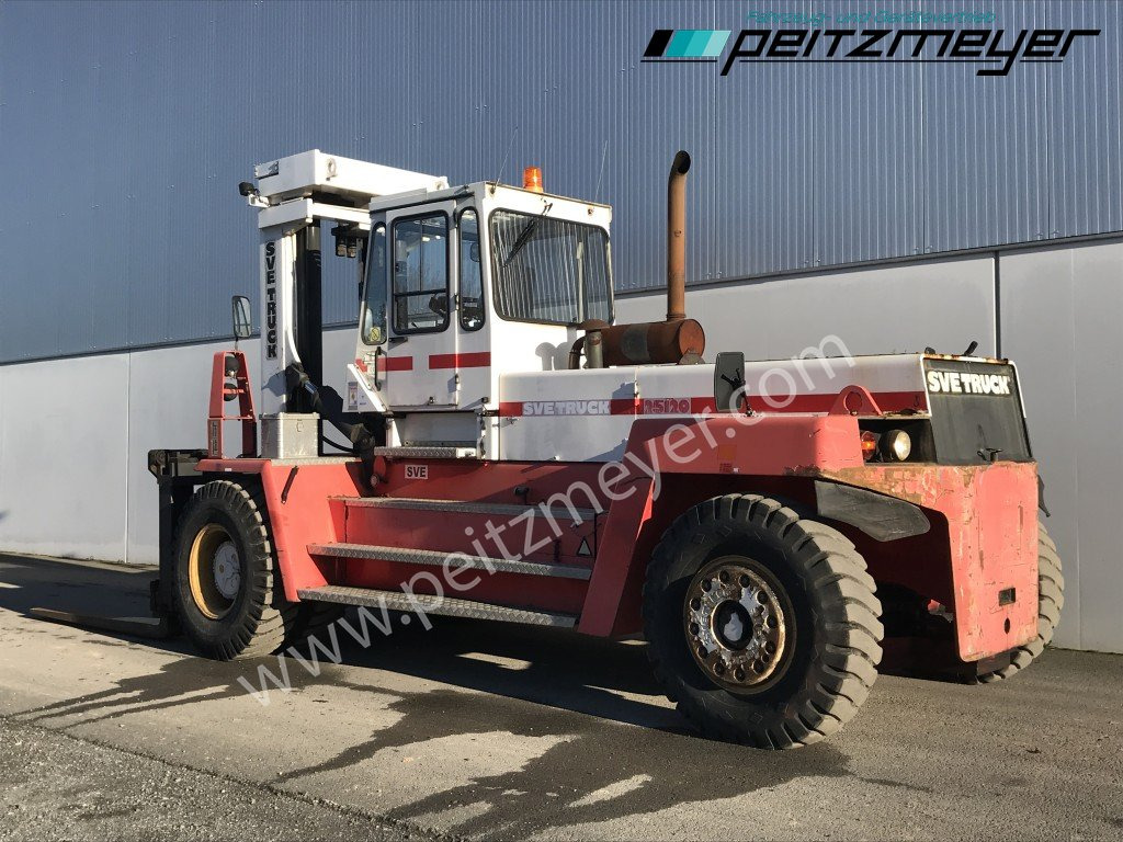 Svetruck Gabelstapler 25120-45 drehbarer Fahrersitz - رافعة شوكية ديزل: صور 4 Svetruck Gabelstapler 25120-45 drehbarer Fahrersitz - رافعة شوكية ديزل: صور 4