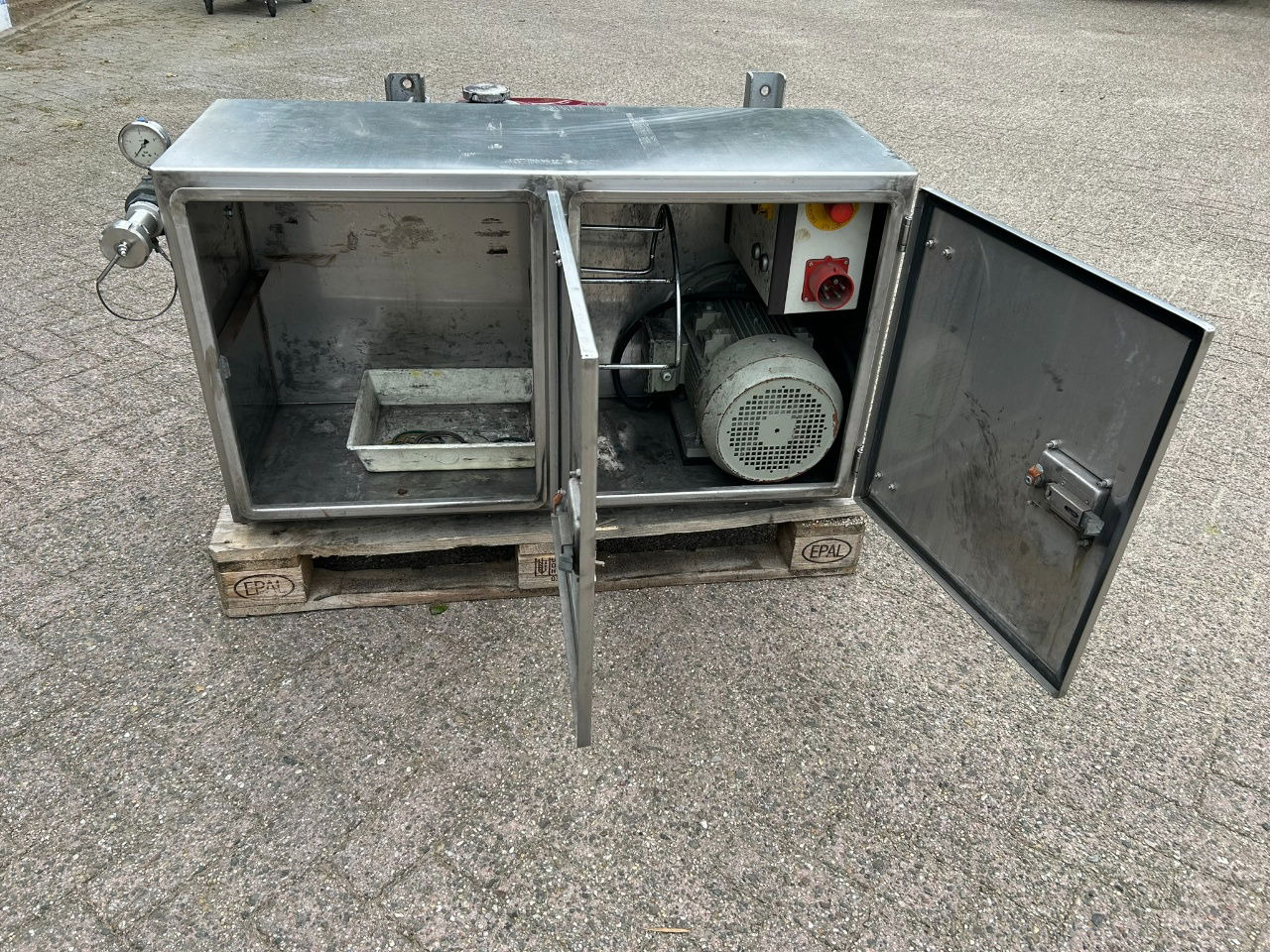 Onbekend electro Unit 380 v / Liquit compressor D 150 Agri/Food - معدات البناء: صور 1 Onbekend electro Unit 380 v / Liquit compressor D 150 Agri/Food - معدات البناء: صور 1