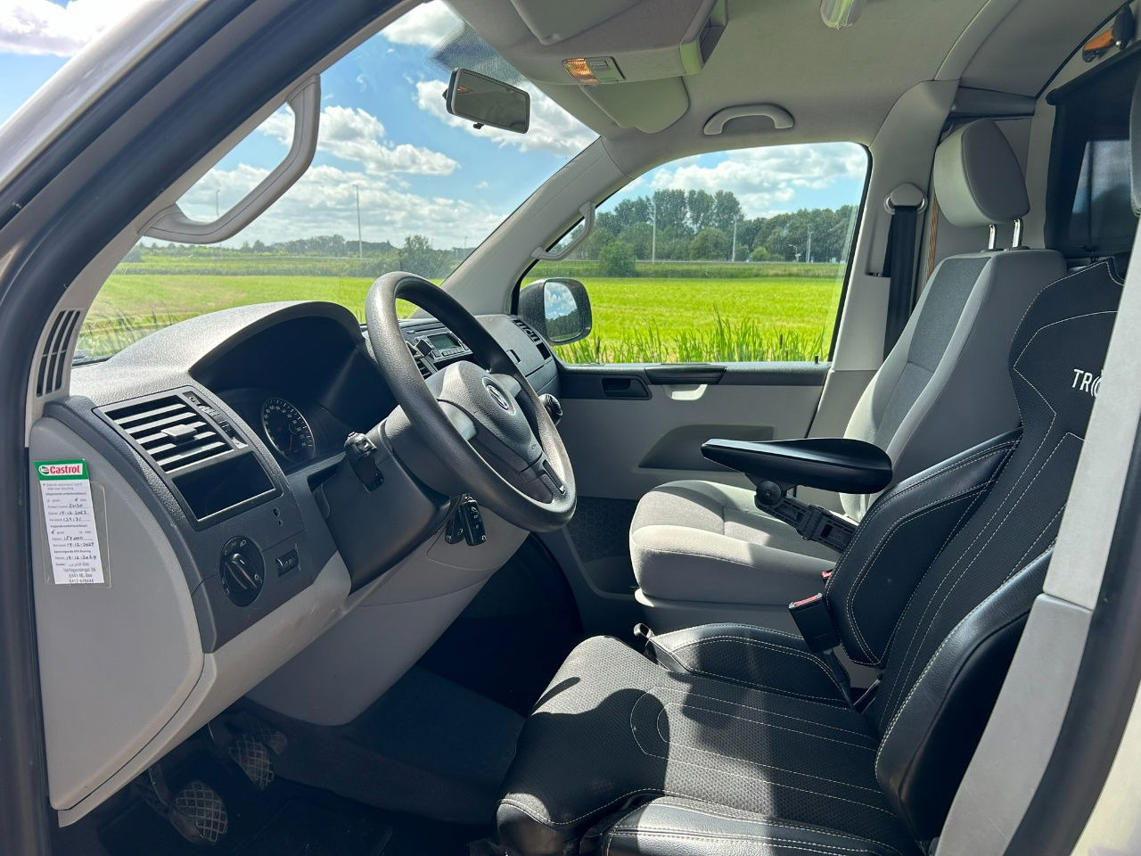 فان المدمجة Volkswagen Transporter 2.0 TDI Bleumotion Technology L1 H1 114 PK apk 14-12-2024 Airco NL: صور 7