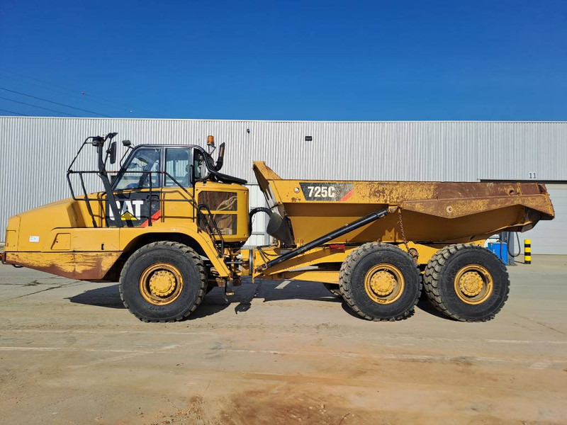Cat 725C2 - شاحنة مفصلية: صور 1 Cat 725C2 - شاحنة مفصلية: صور 1