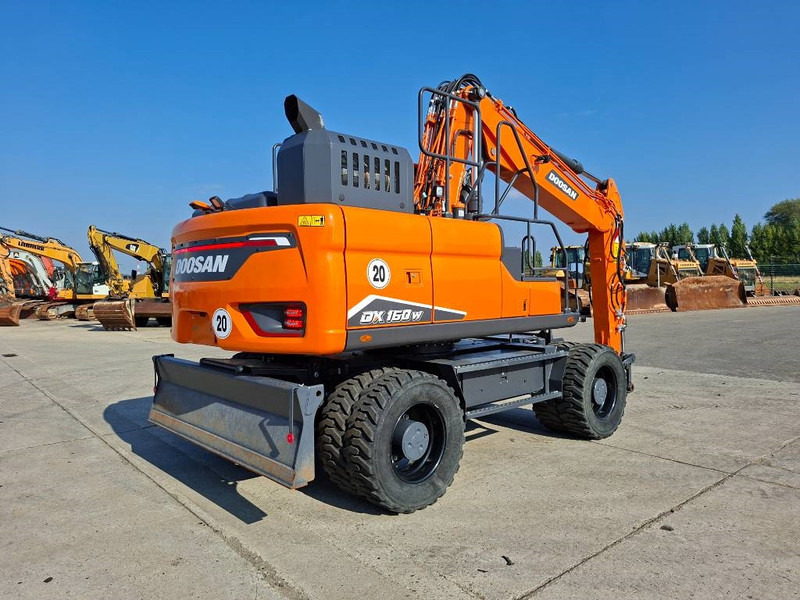 Doosan DX 160 W-7 (EX Demo) - حفارة على عجلات: صور 4 Doosan DX 160 W-7 (EX Demo) - حفارة على عجلات: صور 4