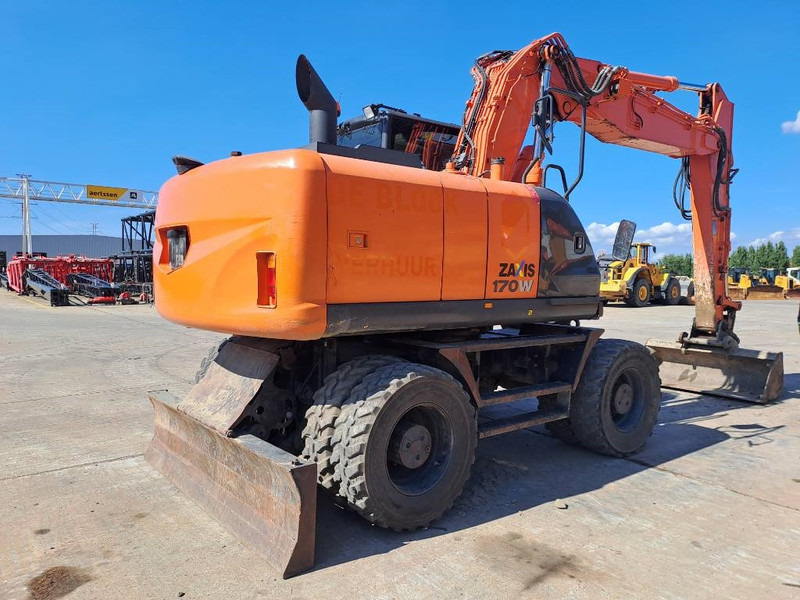 Hitachi ZX 170 W-5 B - حفارة على عجلات: صور 4 Hitachi ZX 170 W-5 B - حفارة على عجلات: صور 4