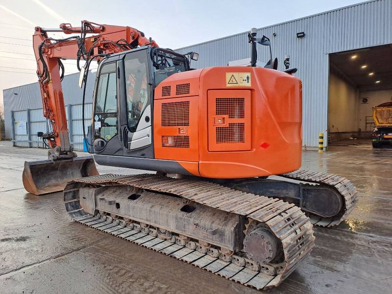 Hitachi ZX225USLC-5B (Trimble GPS Prepared) - حفارات زحافة: صور 2 Hitachi ZX225USLC-5B (Trimble GPS Prepared) - حفارات زحافة: صور 2