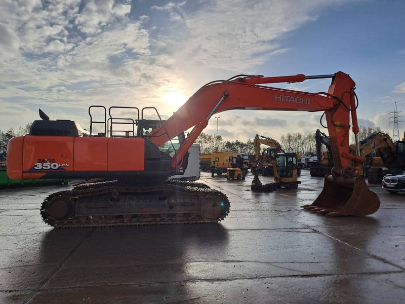 Hitachi ZX350LCN-6 - حفارات زحافة: صور 5 Hitachi ZX350LCN-6 - حفارات زحافة: صور 5