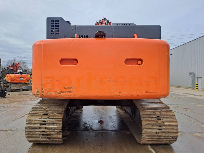 Hitachi ZX490LCH-6 - حفارات زحافة: صور 4 Hitachi ZX490LCH-6 - حفارات زحافة: صور 4