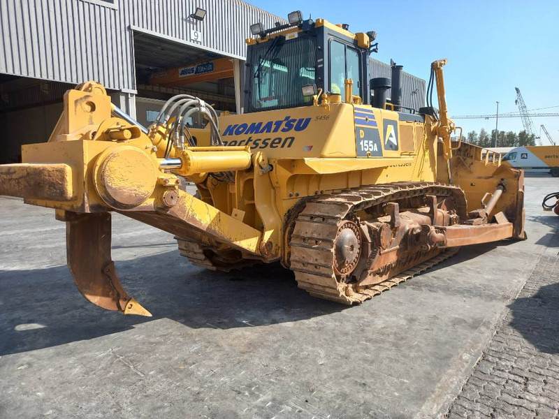 Komatsu D155A (4 Pieces available - Abu Dhabi) - بلدوزر: صور 4 Komatsu D155A (4 Pieces available - Abu Dhabi) - بلدوزر: صور 4