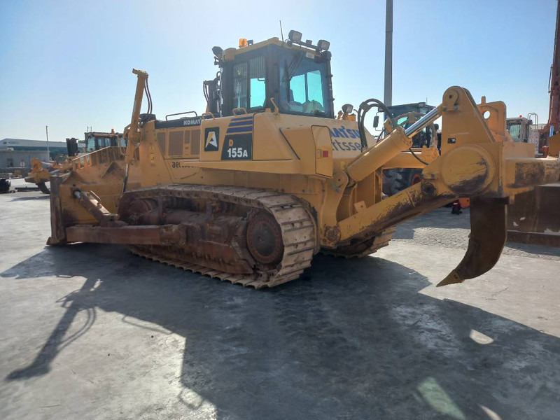 Komatsu D155A-6R (4 pieces available - Abu Dhabi) - بلدوزر: صور 2 Komatsu D155A-6R (4 pieces available - Abu Dhabi) - بلدوزر: صور 2